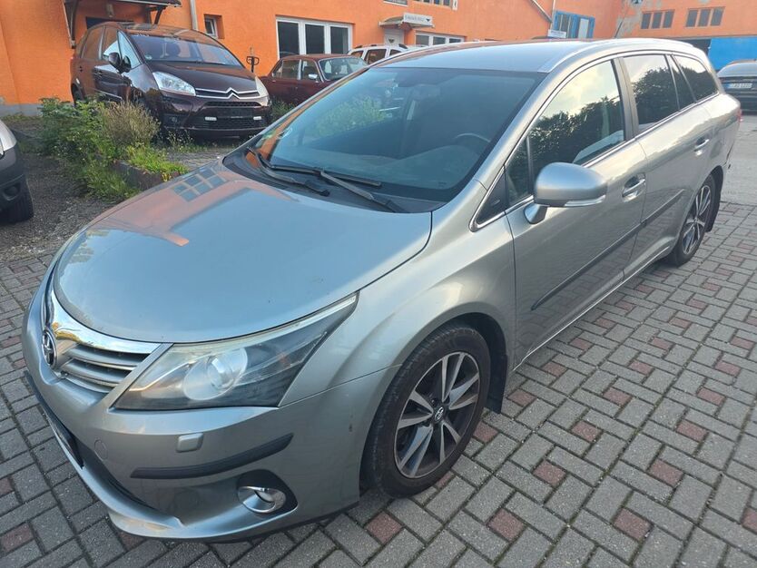 Toyota Avensis 276.300 km 4.490 € Chemnitz 09114