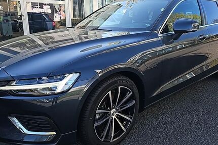 Volvo V60 28.678 km 36.998 &euro; Chemnitz OT Röhrsdorf 09247