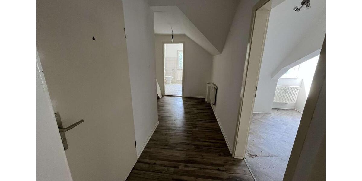 Etagenwohnung Hainichen - 1 Zimmer, 44 m&sup2;, 258&euro; | Angebot:26296749
