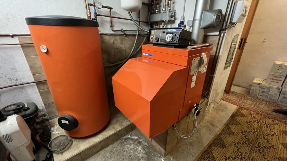 2 Wohnhäuser mit 3 Wohnungen plus 200m² Werkstatträumen bei Mittweida - Zweifamilienhaus Mittweida | Angebot:17977764