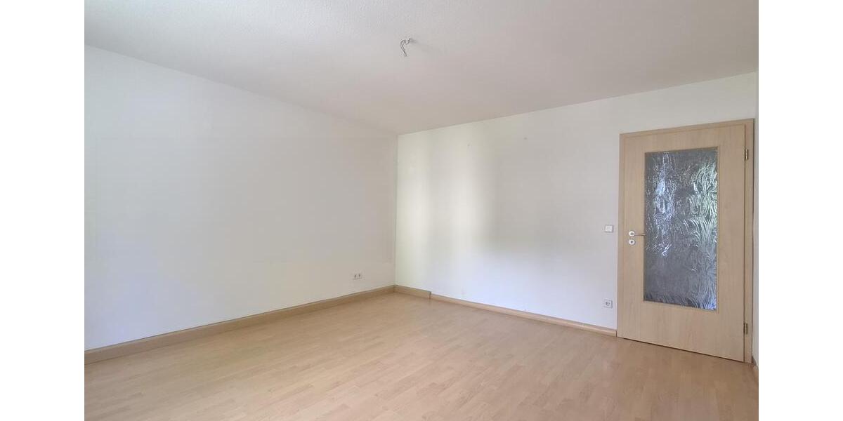 Etagenwohnung Chemnitz Ebersdorf - 2 Zimmer, 59 m&sup2;, 335&euro; | Angebot:26645166
