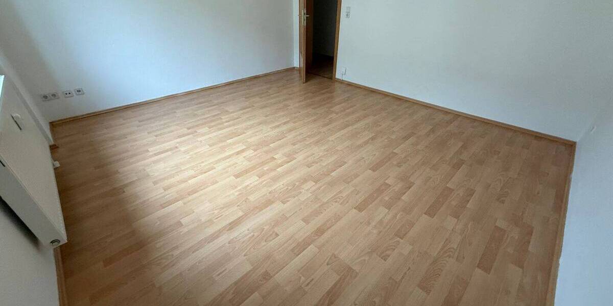 Etagenwohnung Chemnitz Sonnenberg - 2 Zimmer, 51 m&sup2;, 270&euro; | Angebot:26043623