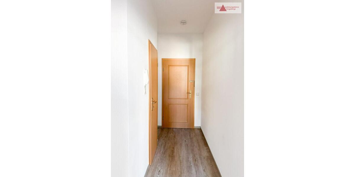 Etagenwohnung Chemnitz Kapellenberg - 1 Zimmer, 40 m&sup2;, 260&euro; | Angebot:26347840