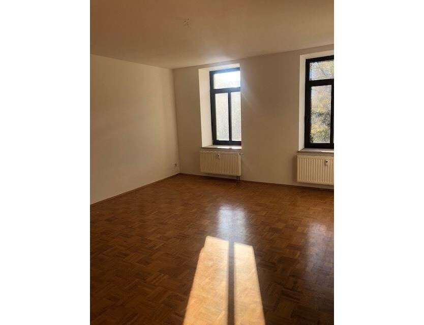 Wohnung zum Mieten in Chemnitz 325 € 53.47 m²