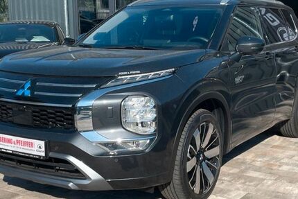 Mitsubishi Plug-in Hybrid Outlander 7.000 km 46.490 &euro; Chemnitz 09116