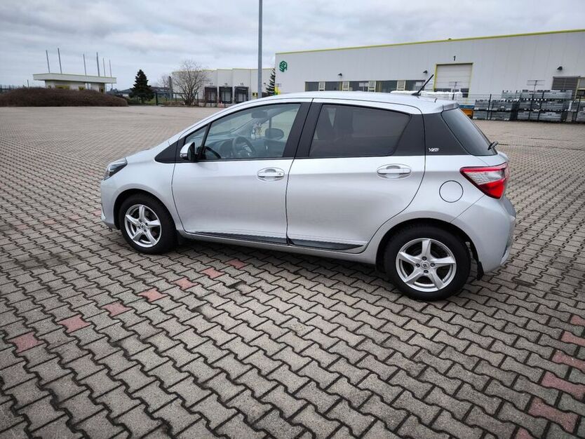 Yaris