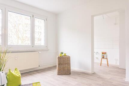 Wohnung Chemnitz Helbersdorf - 5 Zimmer, 106 m&sup2;, 570&euro; | Angebot:26447450