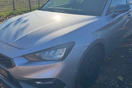 Seat Leon 61.800 km 18.999 &euro; Chemnitz - Mittelbach 09224