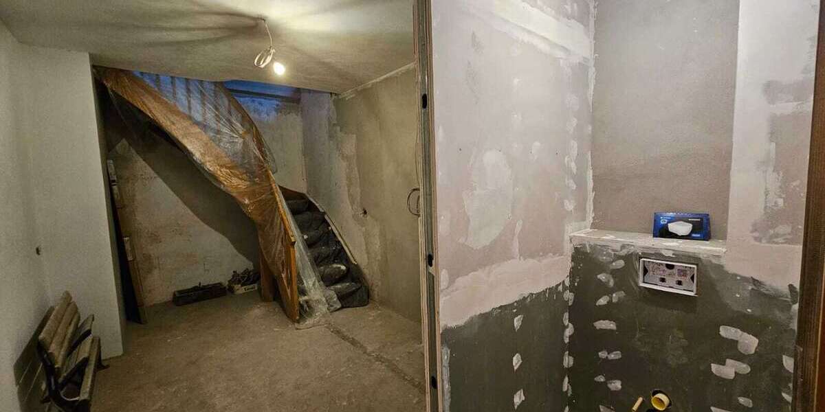 Vielseitige Immobilie im Industriestil – mit Stellplätzen, Eventfläche & Ausbaupotenzial - Gewerbeobjekt Chemnitz Hilbersdorf | Angebot:22865929