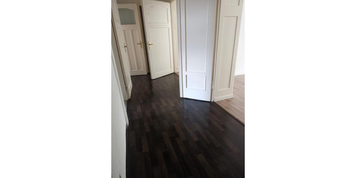 Erdgeschoßwohnung Chemnitz Bernsdorf - 3 Zimmer, 80 m&sup2;, 450&euro; | Angebot:26231452