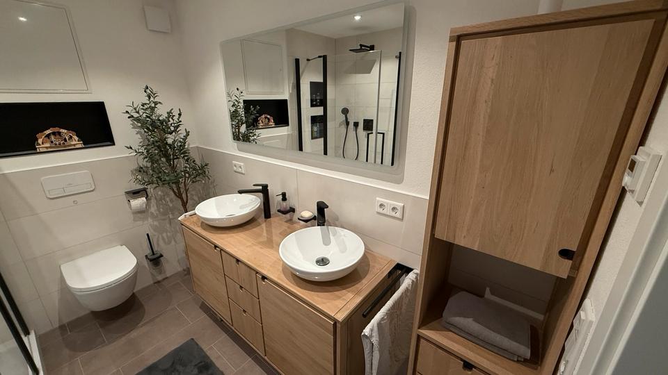 Etagenwohnung Oelsnitz (Erzgebirge) - 3 Zimmer, 68 m&sup2;, 165.000&euro; | Angebot:24370434