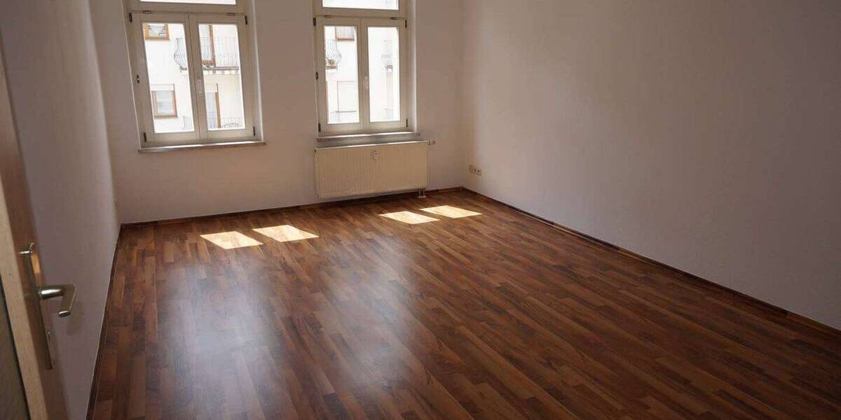 Zimmer Chemnitz Lutherviertel - 3 Zimmer, 61 m&sup2;, 320&euro; | Angebot:26388946