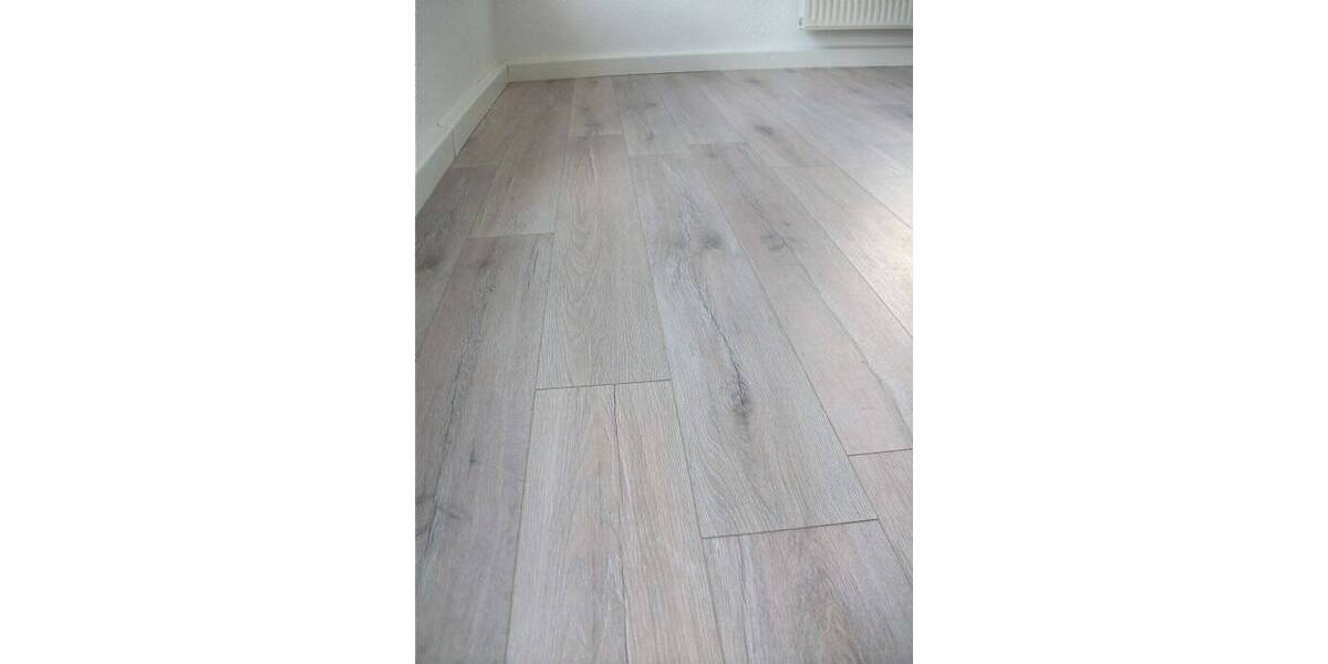 Etagenwohnung Chemnitz Harthau - 1 Zimmer, 41 m&sup2;, 225&euro; | Angebot:26696142