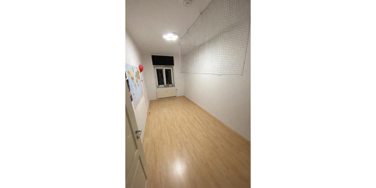 Etagenwohnung Chemnitz Adelsberg - 4 Zimmer, 88 m&sup2;, 800&euro; | Angebot:24659014