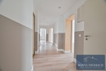 große 5-Raum-Wohnung im 1. OG, 2 Bäder, Wanne + Dusche in Taura bei Burgstädt, nördlich von Chemnitz