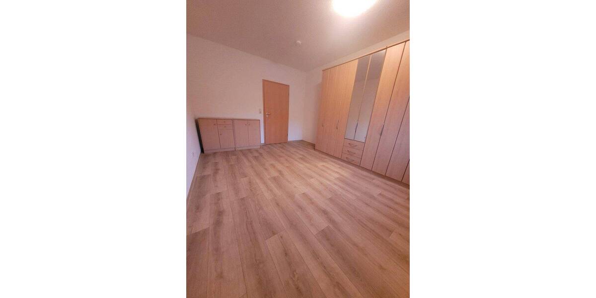 Mehrfamilienhaus, Wohnhaus Chemnitz Reichenhain - 3 Zimmer, 78 m&sup2;, 150.000&euro; | Angebot:26760048