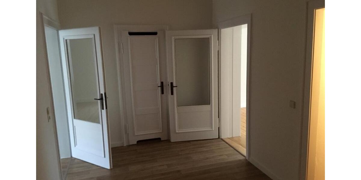 Etagenwohnung Chemnitz Kapellenberg - 1 Zimmer, 59 m&sup2;, 330&euro; | Angebot:25918846