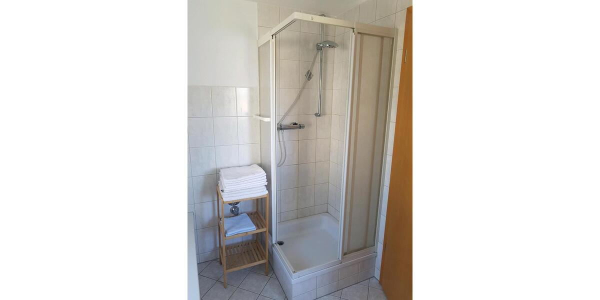 Etagenwohnung Hainichen - 1 Zimmer, 70 m&sup2;, 480&euro; | Angebot:26266991