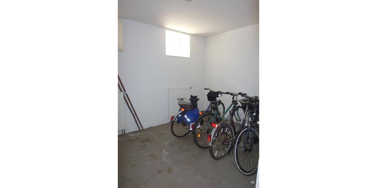 Etagenwohnung Limbach-Oberfrohna Oberfrohna - 3 Zimmer, 72 m&sup2;, 360&euro; | Angebot:26276279