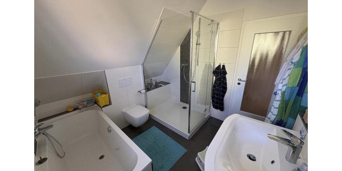 Einfamilienhaus Hohenstein-Ernstthal Ernstthal - 8 Zimmer, 120 m&sup2;, 420.000&euro; | Angebot:27132700