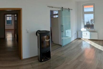 Wohnung Chemnitz Altchemnitz - 3.5 Zimmer, 94 m&sup2;, 720&euro; | Angebot:26704619