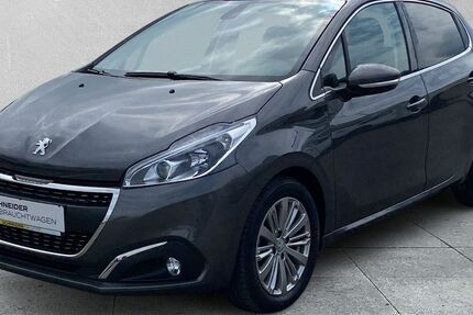 Peugeot 208 15.783 km 12.490 € Marienberg 09496