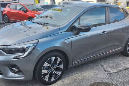 Renault Clio 38.898 km 14.490 &euro; Chemnitz 09126