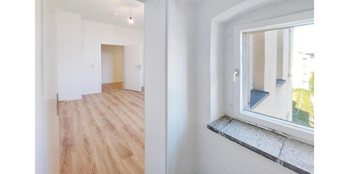 Etagenwohnung Chemnitz Kapellenberg - 2 Zimmer, 75 m&sup2;, 415&euro; | Angebot:26040153