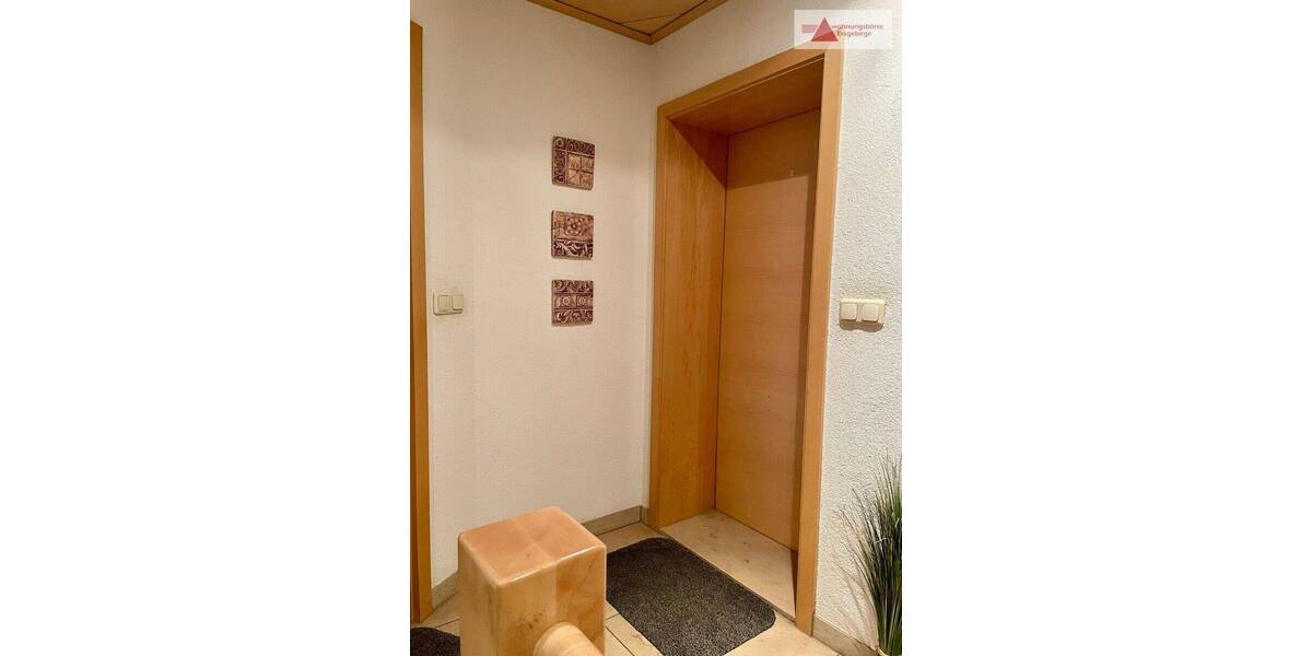 2-Raum Wohnung im Zentrum von Hartenstein! 2 zimmer