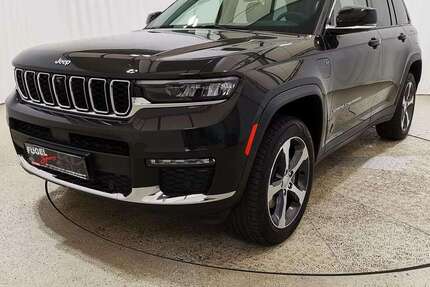 Jeep Grand Cherokee 29.404 km 64.449 € Mittelbach 09224