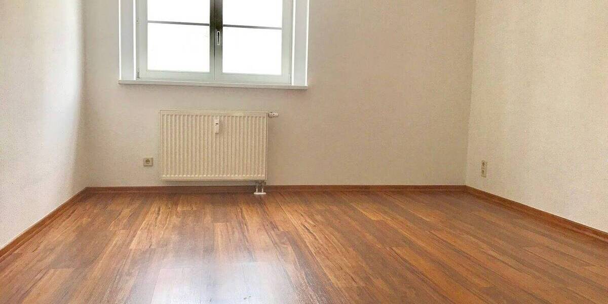 Etagenwohnung Chemnitz Bernsdorf - 2 Zimmer, 48 m&sup2;, 260&euro; | Angebot:26919908