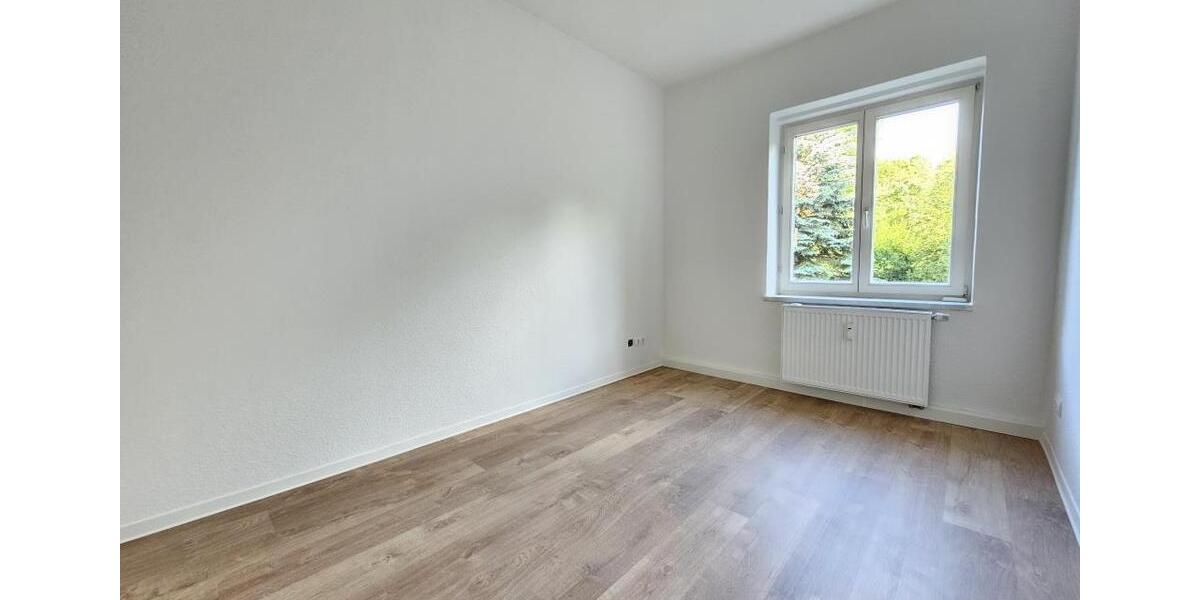 Etagenwohnung Chemnitz Ebersdorf - 5 Zimmer, 108 m&sup2;, 540&euro; | Angebot:25806304