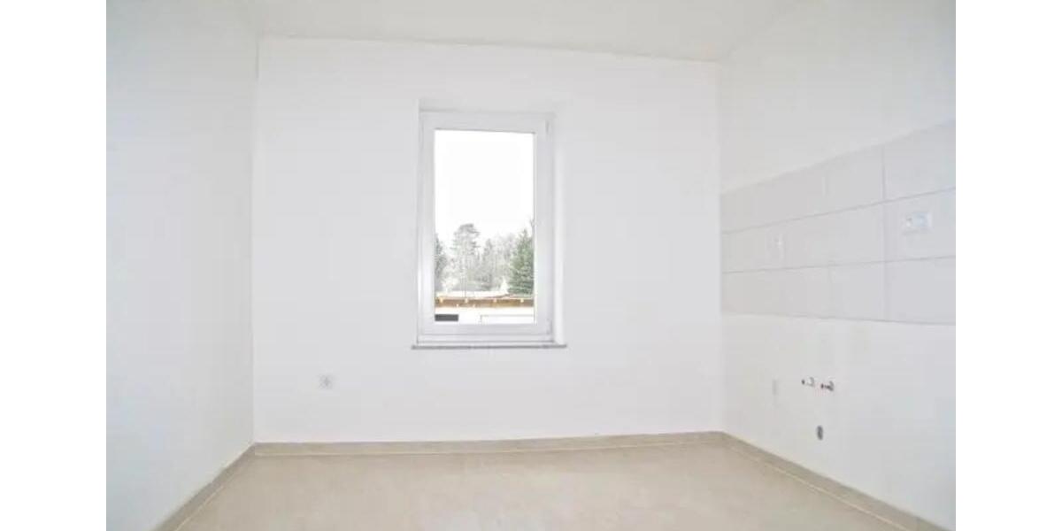 Etagenwohnung Chemnitz Borna-Heinersdorf - 4 Zimmer, 105 m&sup2;, 900&euro; | Angebot:25415856