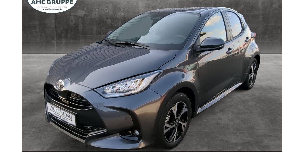 Toyota Yaris 2.500 km 25.990 &euro; Chemnitz 09119