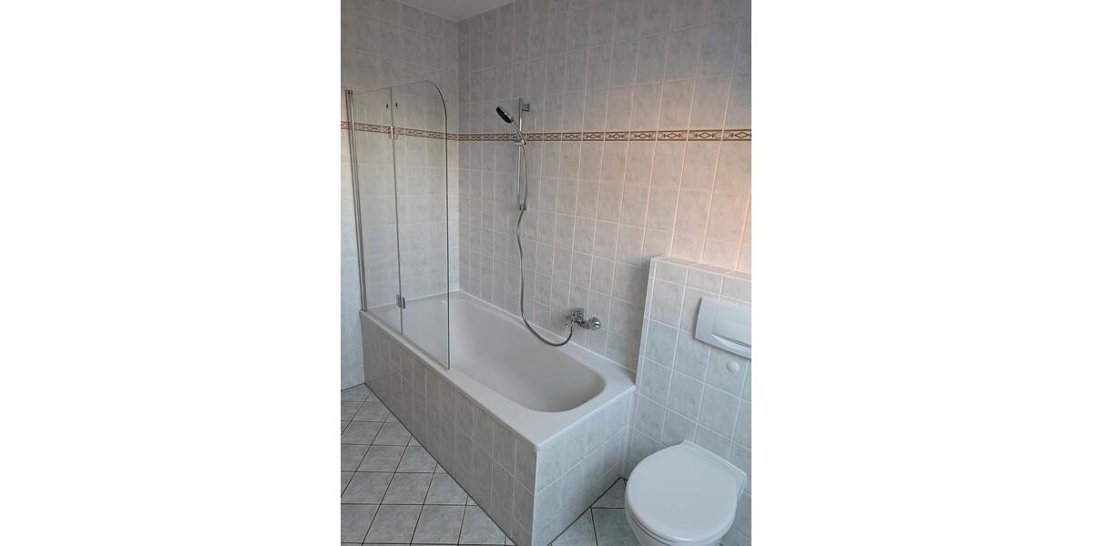 Dachgeschoßwohnung Chemnitz Kapellenberg - 3 Zimmer, 75 m&sup2;, 62.800&euro; | Angebot:26926346
