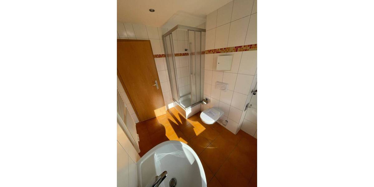 Zimmer Chemnitz Lutherviertel - 1 Zimmer, 28 m&sup2;, 170&euro; | Angebot:25970872