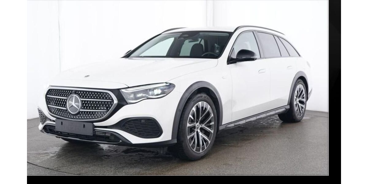 Mercedes-Benz E 300 3.300 km 58.350 € Chemnitz 09120