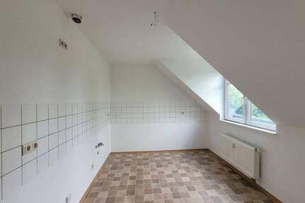 Überdachter Balkon* - 3 Zimmer in idealer Wohnlage