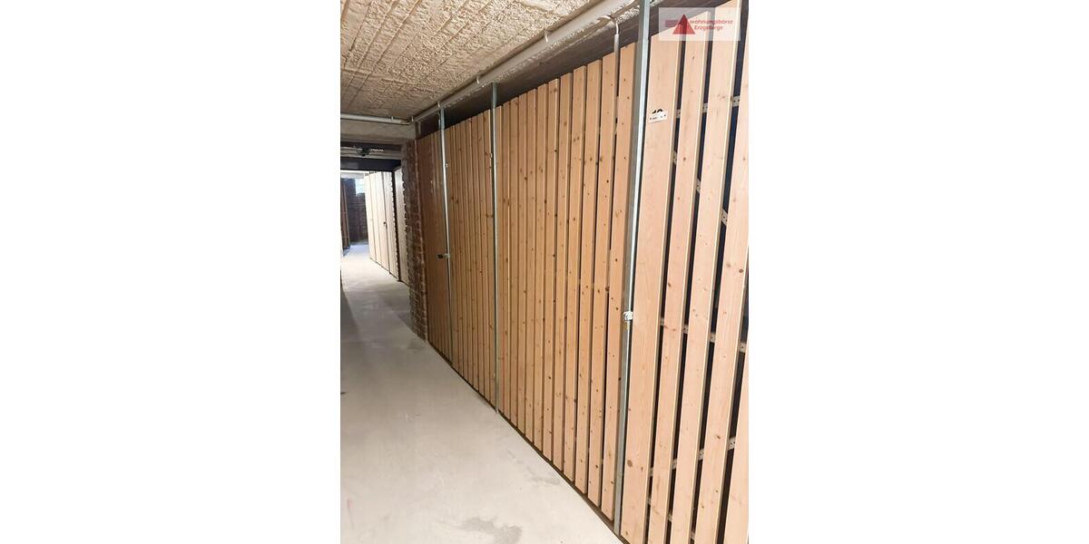 Etagenwohnung Chemnitz Kapellenberg - 1 Zimmer, 40 m&sup2;, 260&euro; | Angebot:26347840