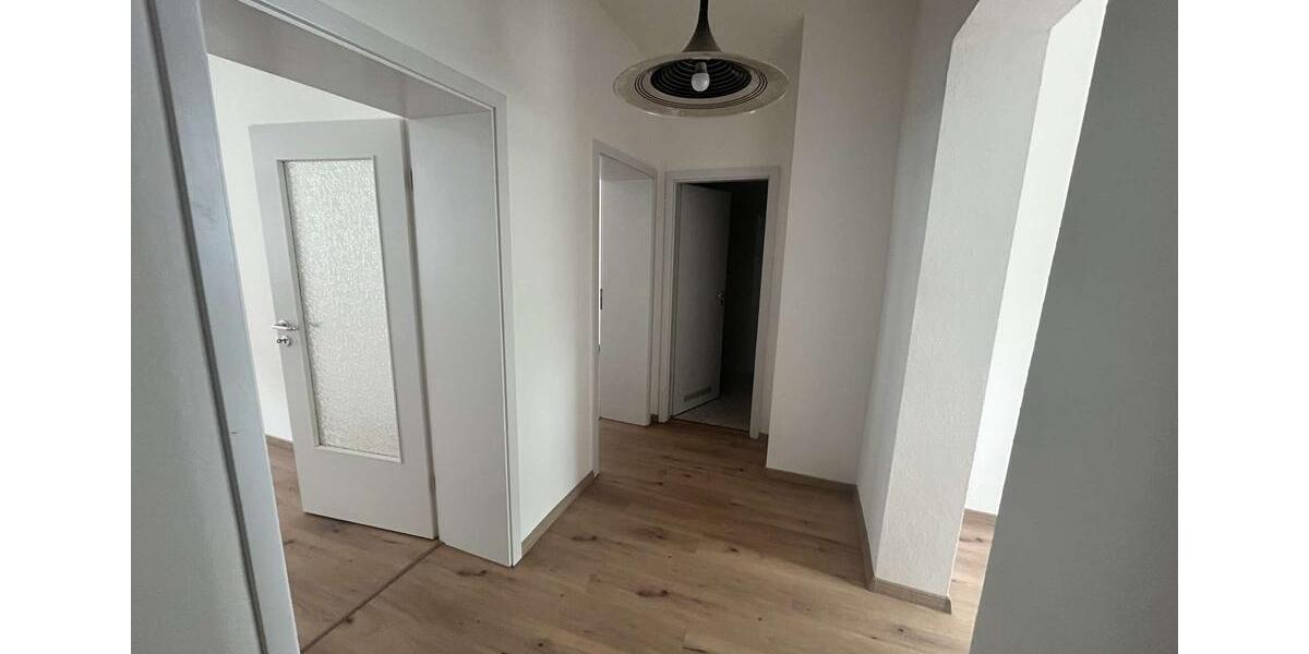 Erdgeschoßwohnung Chemnitz Kapellenberg - 2 Zimmer, 58 m&sup2;, 330&euro; | Angebot:26562180
