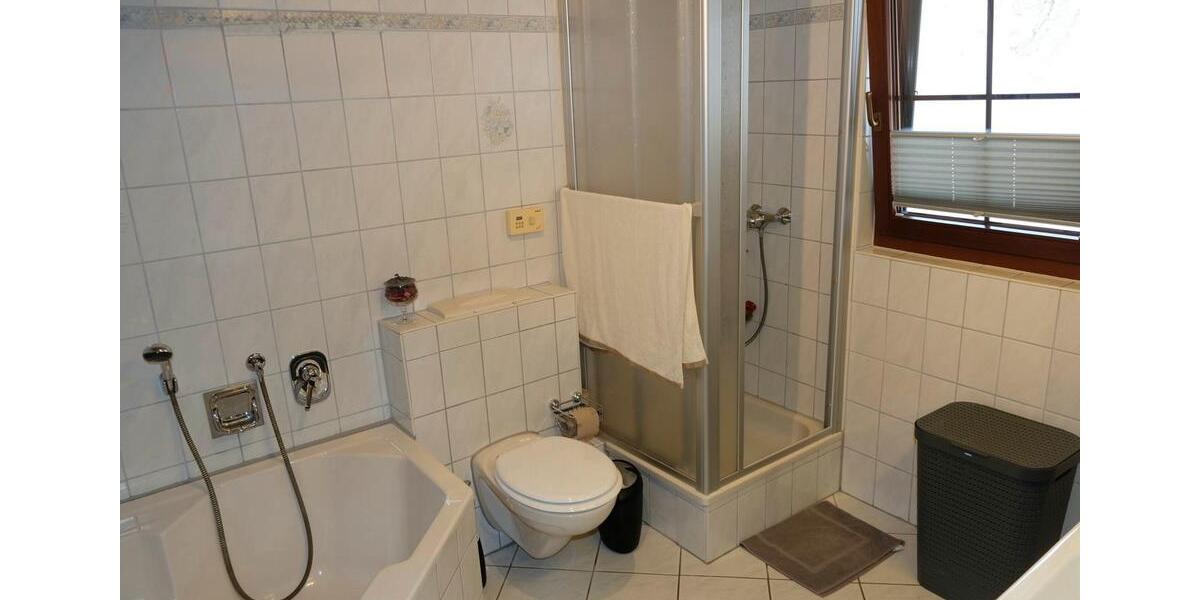 Einfamilienhaus Claußnitz - 8 Zimmer, 242 m&sup2;, 370.000&euro; | Angebot:24216218