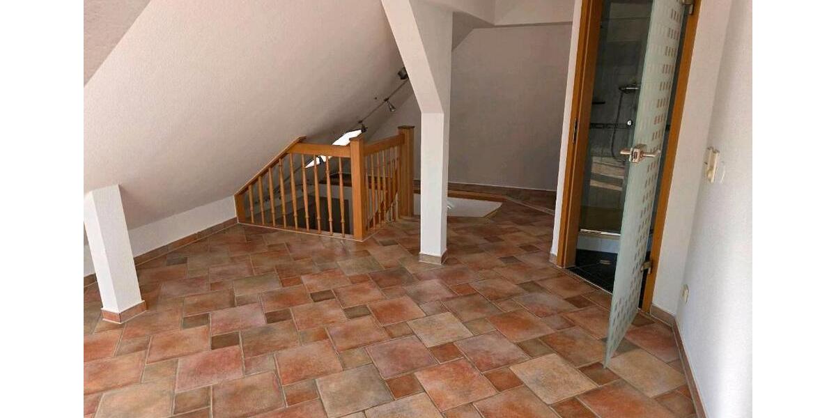 Maisonettenwohnung Niederwiesa - 3 Zimmer, 65 m&sup2;, 99.000&euro; | Angebot:26399709