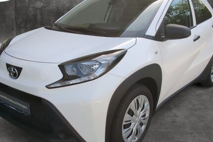 Toyota Aygo (X) 4.400 km 12.890 &euro; Chemnitz 09119