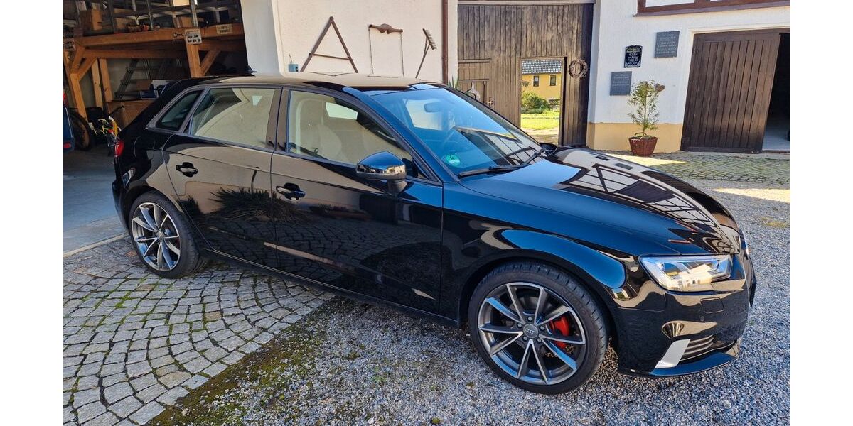 Audi A3 42.000 km 20.500 &euro; Limbach-Oberfrohna 09212