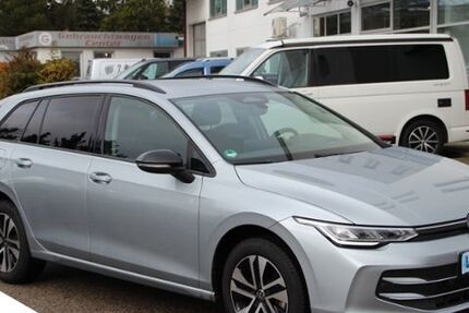 VW Golf 8.458 km 28.979 &euro; Limbach-Oberfrohna 09212