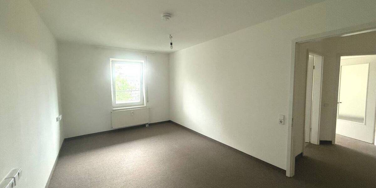Etagenwohnung Chemnitz Gablenz - 2 Zimmer, 65 m&sup2;, 511&euro; | Angebot:26825808