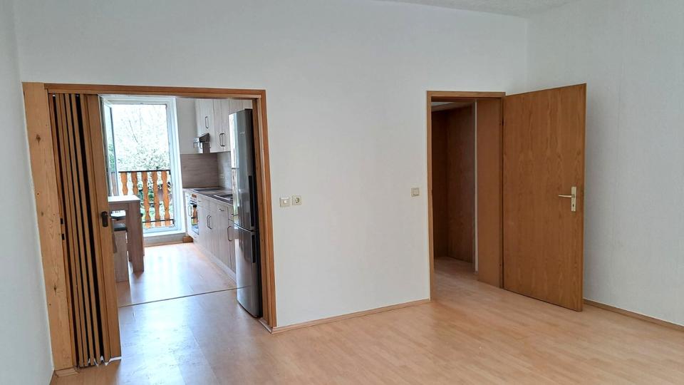 Etagenwohnung Waldheim - 1 Zimmer, 39 m&sup2;, 234&euro; | Angebot:26223320