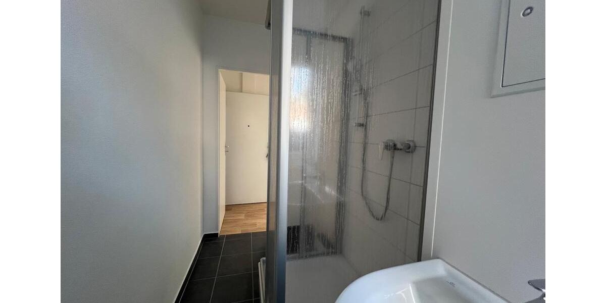 Erdgeschoßwohnung Chemnitz Helbersdorf - 3 Zimmer, 59 m&sup2;, 330&euro; | Angebot:25269326