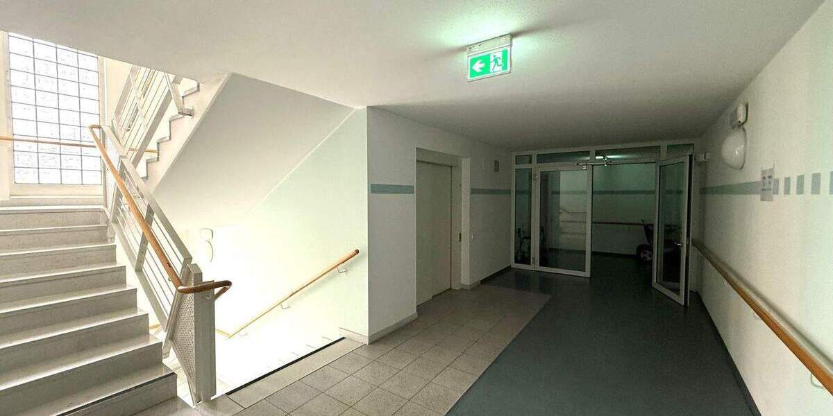 Etagenwohnung Chemnitz Gablenz - 2 Zimmer, 70 m&sup2;, 532&euro; | Angebot:26308324