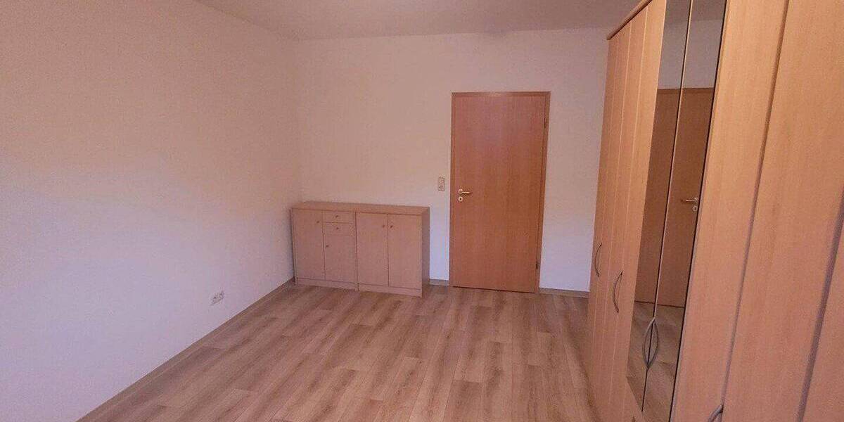 Mehrfamilienhaus, Wohnhaus Chemnitz Reichenhain - 3 Zimmer, 78 m&sup2;, 150.000&euro; | Angebot:26760048